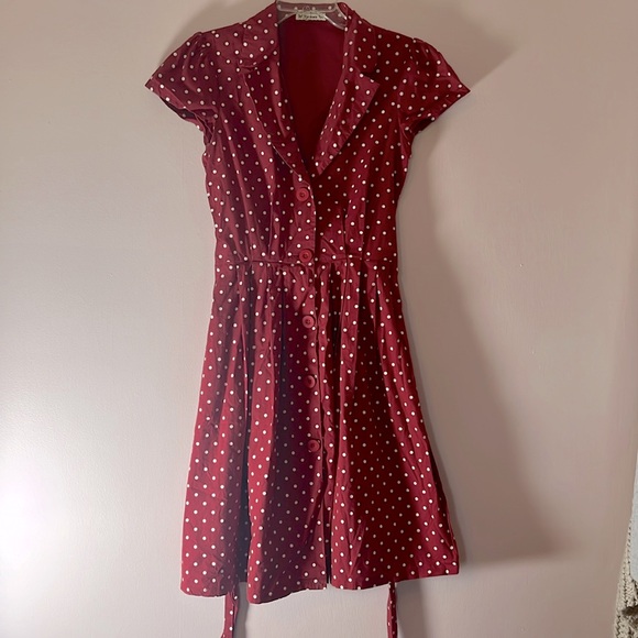 Forever 21 red dress white polkadots button front tie waist. Shirt dress - Picture 1 of 6